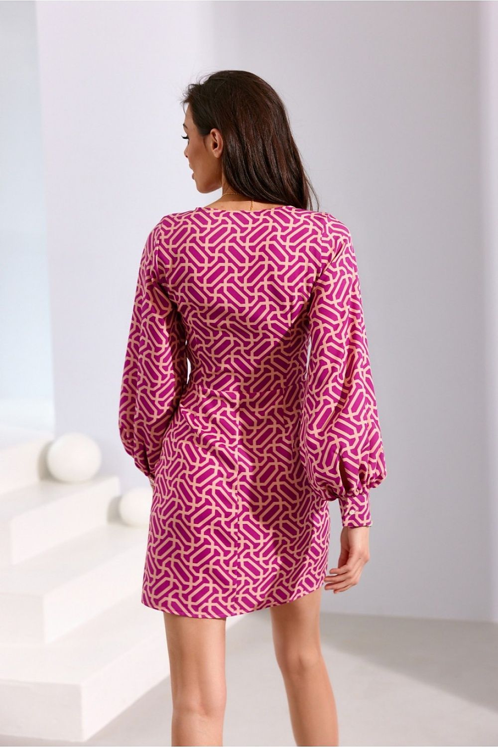 Diva Allure – cocktailkjole i minilengde fra Roco Fashion fra MS StyleHaven, størrelse 34, med long, bukselengde long, kjolelengde mini, kjolestil flared; sheath