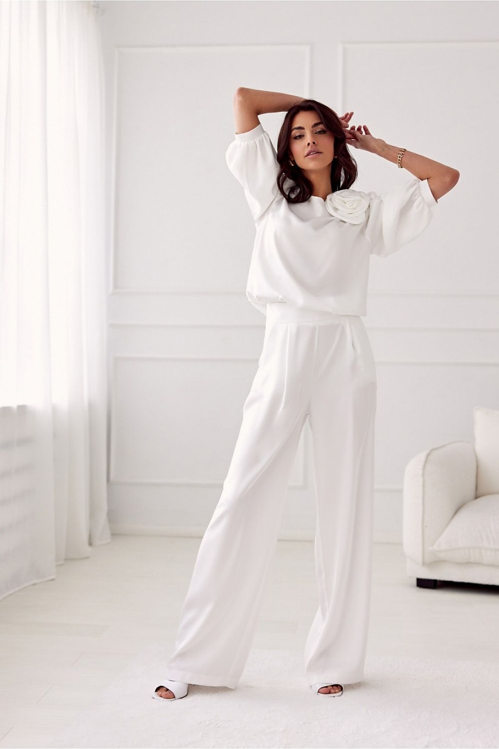 Elsa Satin Wide-Leg Pants by Roco Fashion fra MS StyleHaven, størrelse 36, med short, bukselengde long, kjolelengde mini, kjolestil wrap; a-line