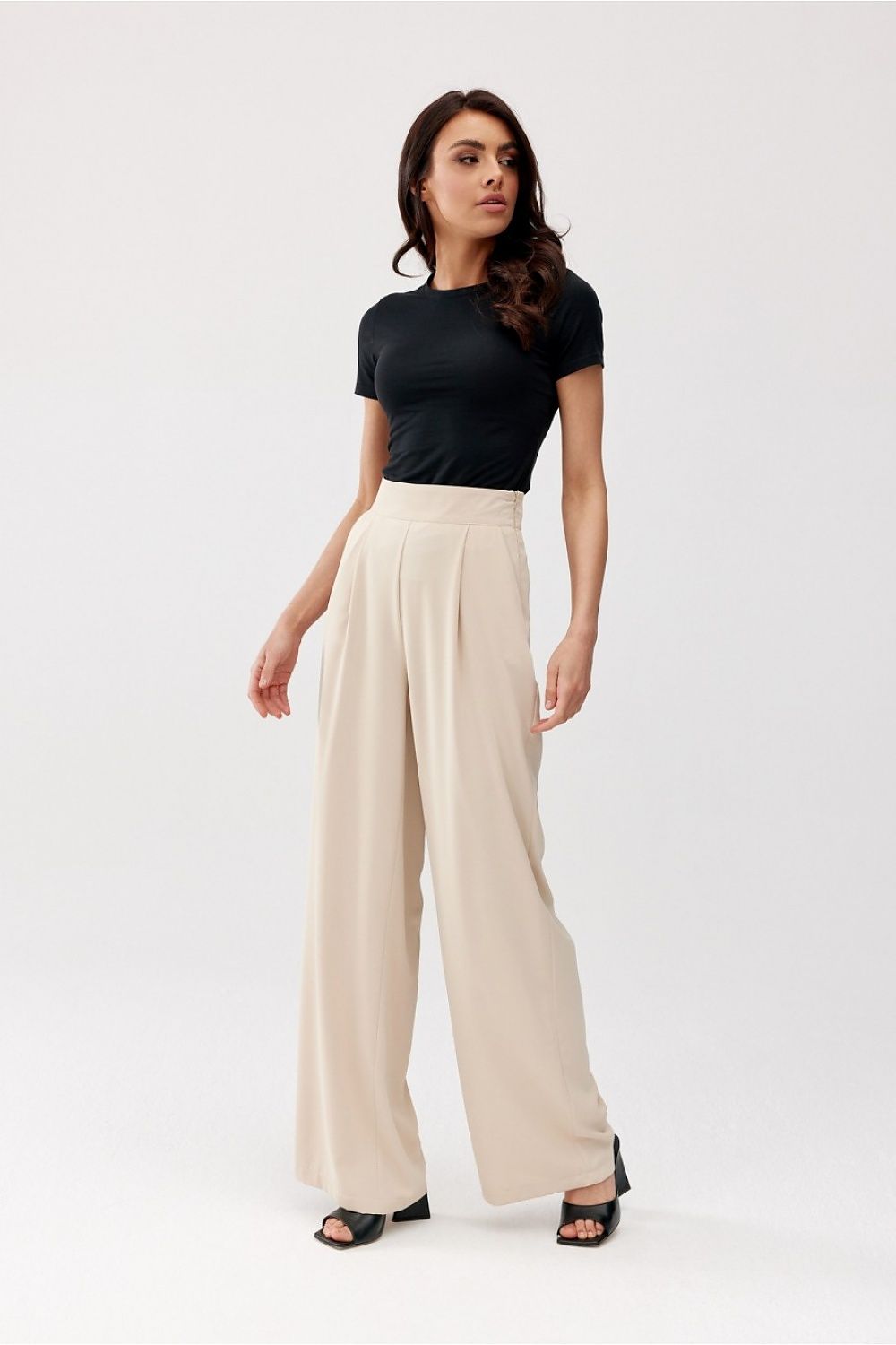 Vide satengbukser med høy midje - Roco Fashion fra MS StyleHaven, størrelse 42, med long, bukselengde long, kjolelengde maxi, kjolestil flared; sheath