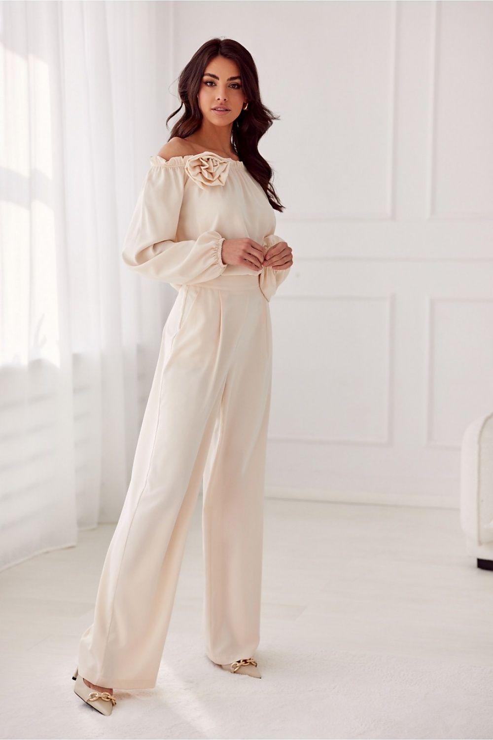 Vide satengbukser med høy midje - Roco Fashion fra MS StyleHaven, størrelse 40, med long, bukselengde long, kjolelengde maxi, kjolestil flared; sheath