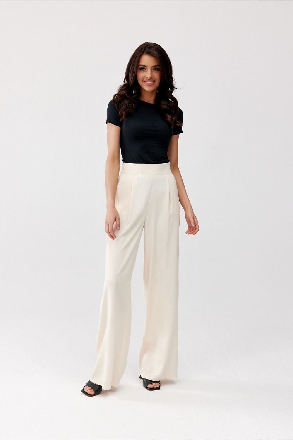 Vide satengbukser med høy midje - Roco Fashion fra MS StyleHaven, størrelse 34, med long, bukselengde long, kjolelengde maxi, kjolestil flared; sheath