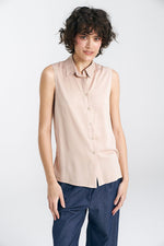 Skjorte Nife til dame fra MS StyleHaven, laget av Viskose, farge beige, størrelse 44, med long ermer, perfekt til casual; dress