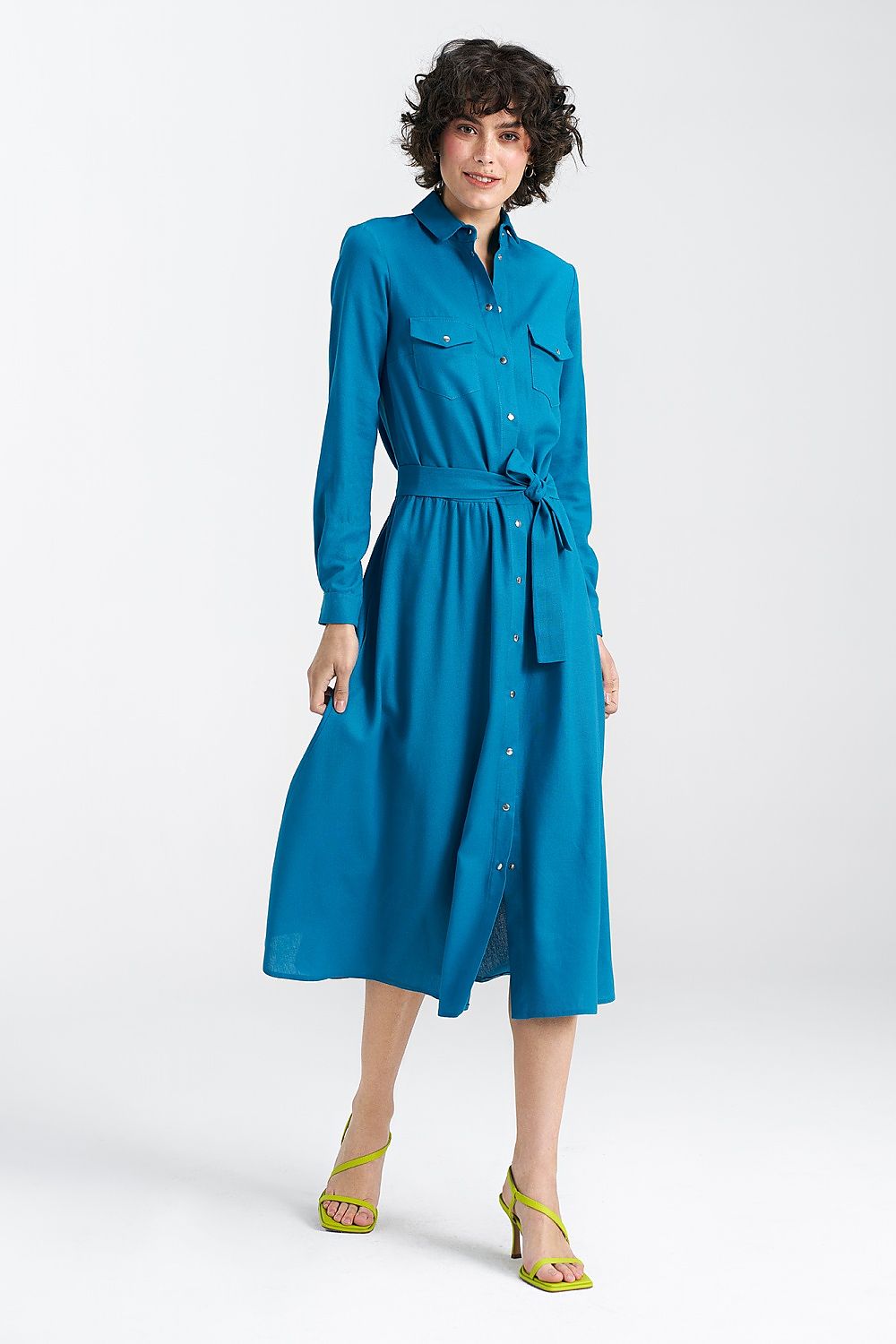 Dagskjole Nife til dame fra MS StyleHaven, laget av Viskose; Lin; Bomull, farge Marineblå, størrelse 42, med long ermer, perfekt til casual; dress