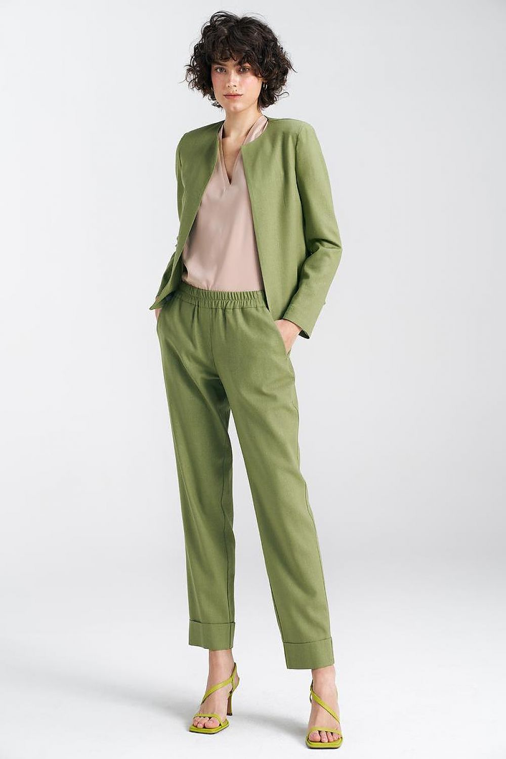Jakke Nife til dame fra MS StyleHaven, laget av Bomull; Lin; Viskose, farge Grønn, størrelse 38, med long ermer, perfekt til casual; dress