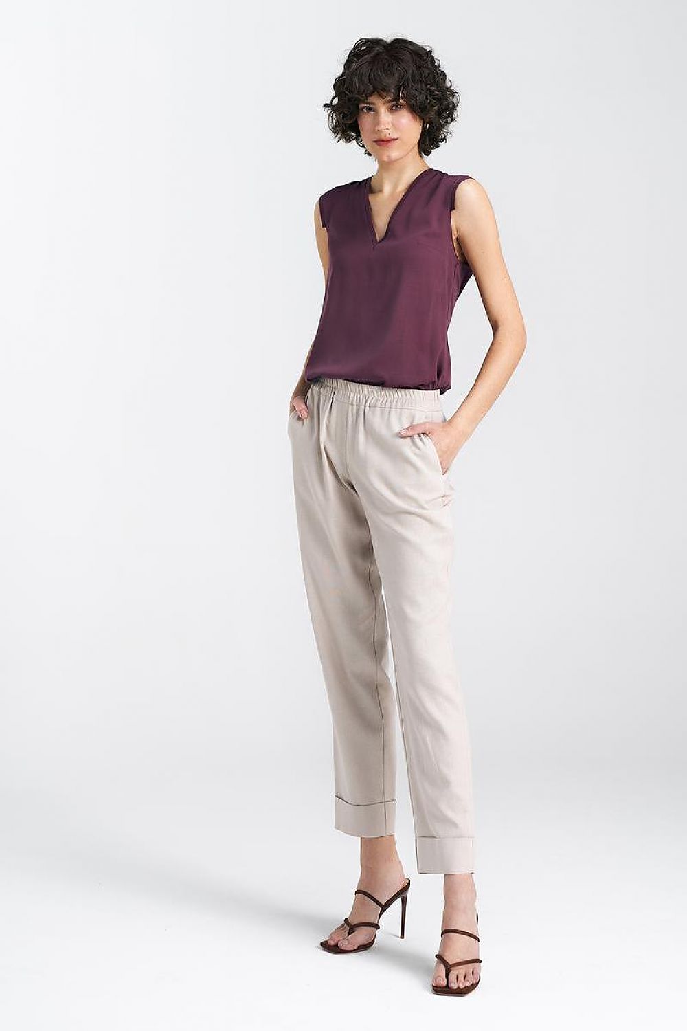 Rette Ben Damebukser - Nife til dame fra MS StyleHaven, laget av Viskose; Bomull; Lin, farge beige, størrelse 42, med short ermer