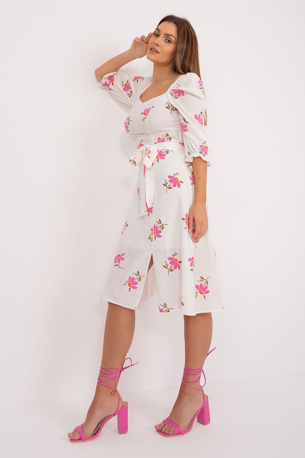 Summer Daydress by Lakerta – luftig og feminin sommerkjole til dame fra MS StyleHaven, laget av Bomull, farge Rosa, størrelse 38, med short; 3-4 ermer, perfekt til casual; dress
