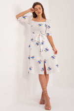 Summer Daydress by Lakerta – luftig og feminin sommerkjole til dame fra MS StyleHaven, laget av Bomull, farge Blå, størrelse 36, med short; 3-4 ermer, perfekt til casual; dress