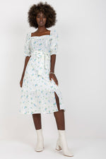 Summer Daydress by Lakerta – luftig og feminin sommerkjole til dame fra MS StyleHaven, laget av Bomull, farge Grønn, størrelse 40, med short; 3-4 ermer, perfekt til casual; dress