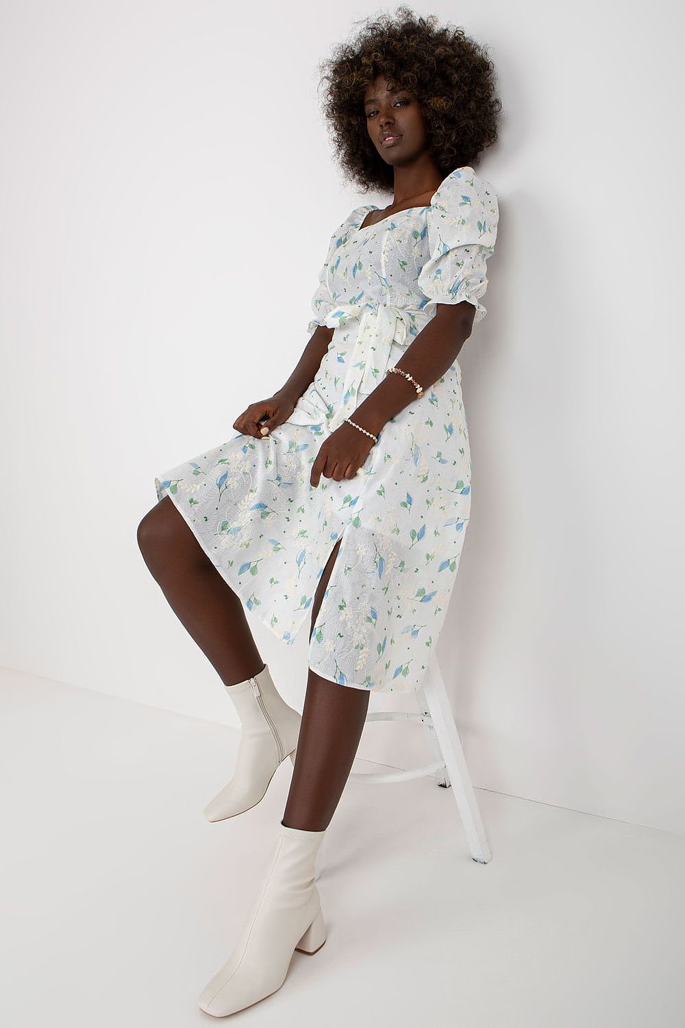 Summer Daydress by Lakerta – luftig og feminin sommerkjole til dame fra MS StyleHaven, laget av Bomull, farge Grønn, størrelse 42, med short; 3-4 ermer, perfekt til casual; dress