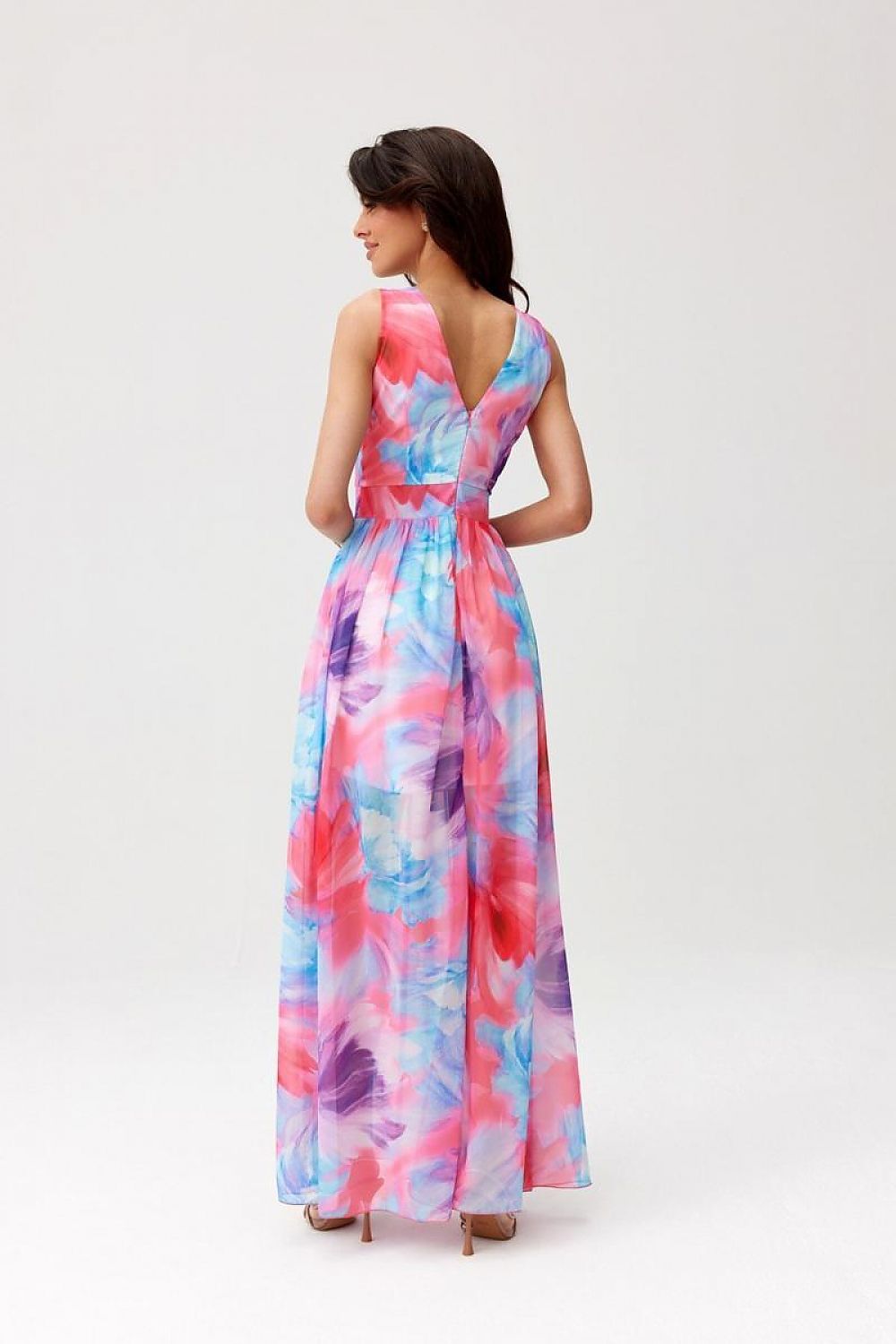Elegant maxikjole i chiffon med åpen rygg - Roco Fashion fra MS StyleHaven, størrelse 46, med sleeveless, bukselengde long, kjolelengde maxi, kjolestil flared; sheath