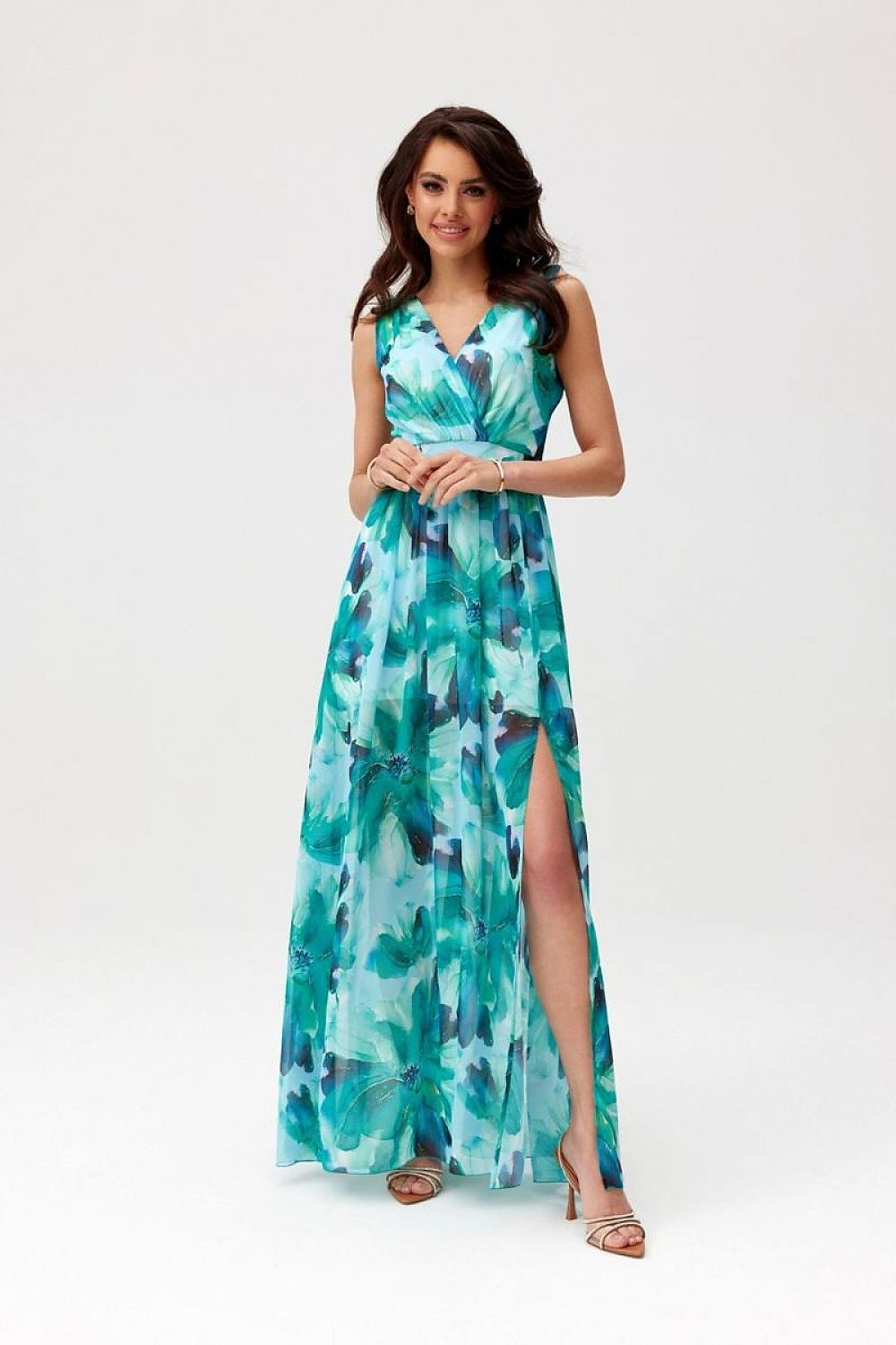 Elegant maxikjole i chiffon med åpen rygg - Roco Fashion fra MS StyleHaven, størrelse 36, med sleeveless, bukselengde long, kjolelengde maxi, kjolestil flared; sheath