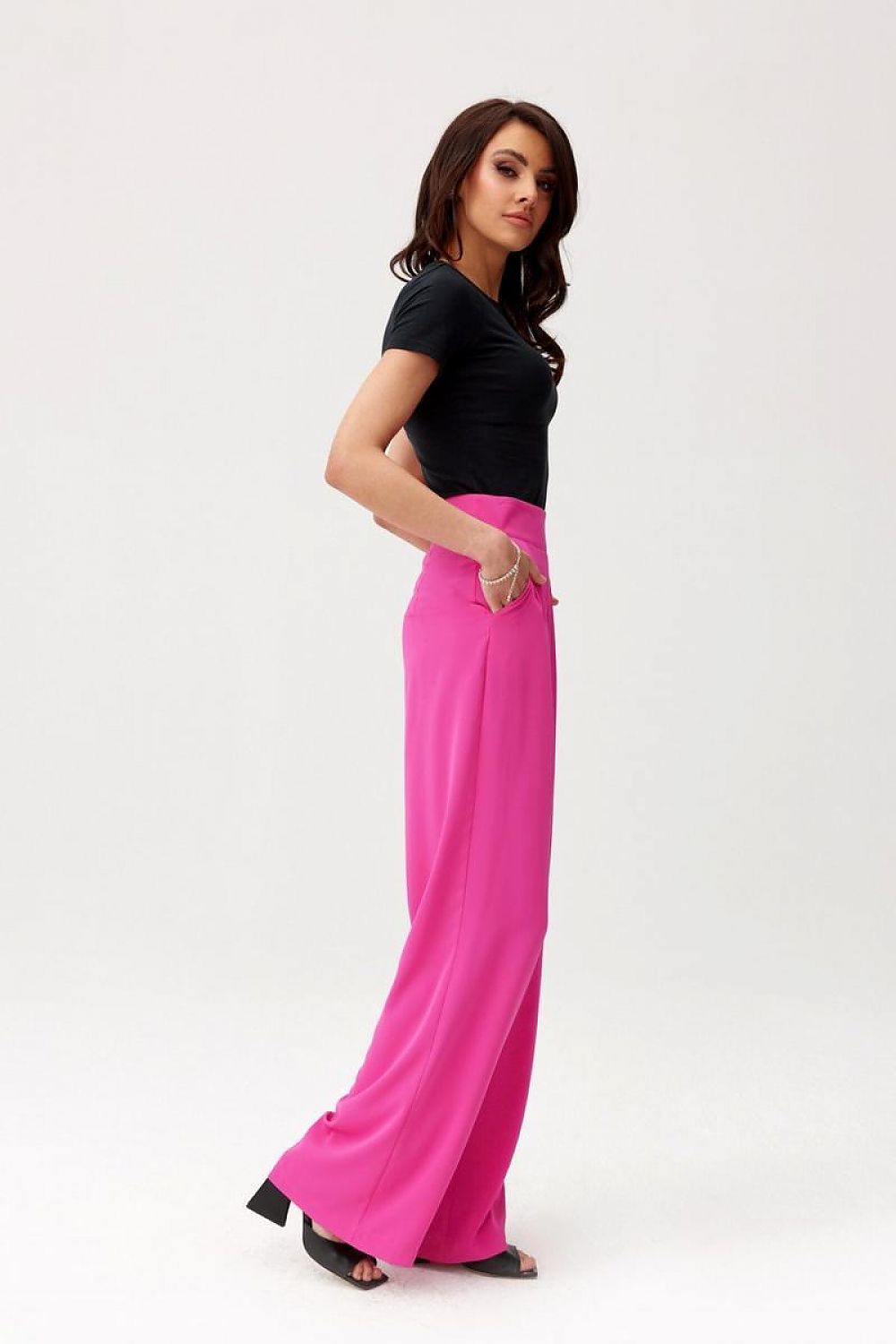 Vide satengbukser med høy midje - Roco Fashion fra MS StyleHaven, størrelse 38, med long, bukselengde long, kjolelengde maxi, kjolestil flared; sheath