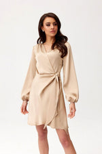 Catlin – sateng Minikjole av Roco Fashion fra MS StyleHaven, størrelse 38, med long, bukselengde long, kjolelengde mini, kjolestil wrap; a-line
