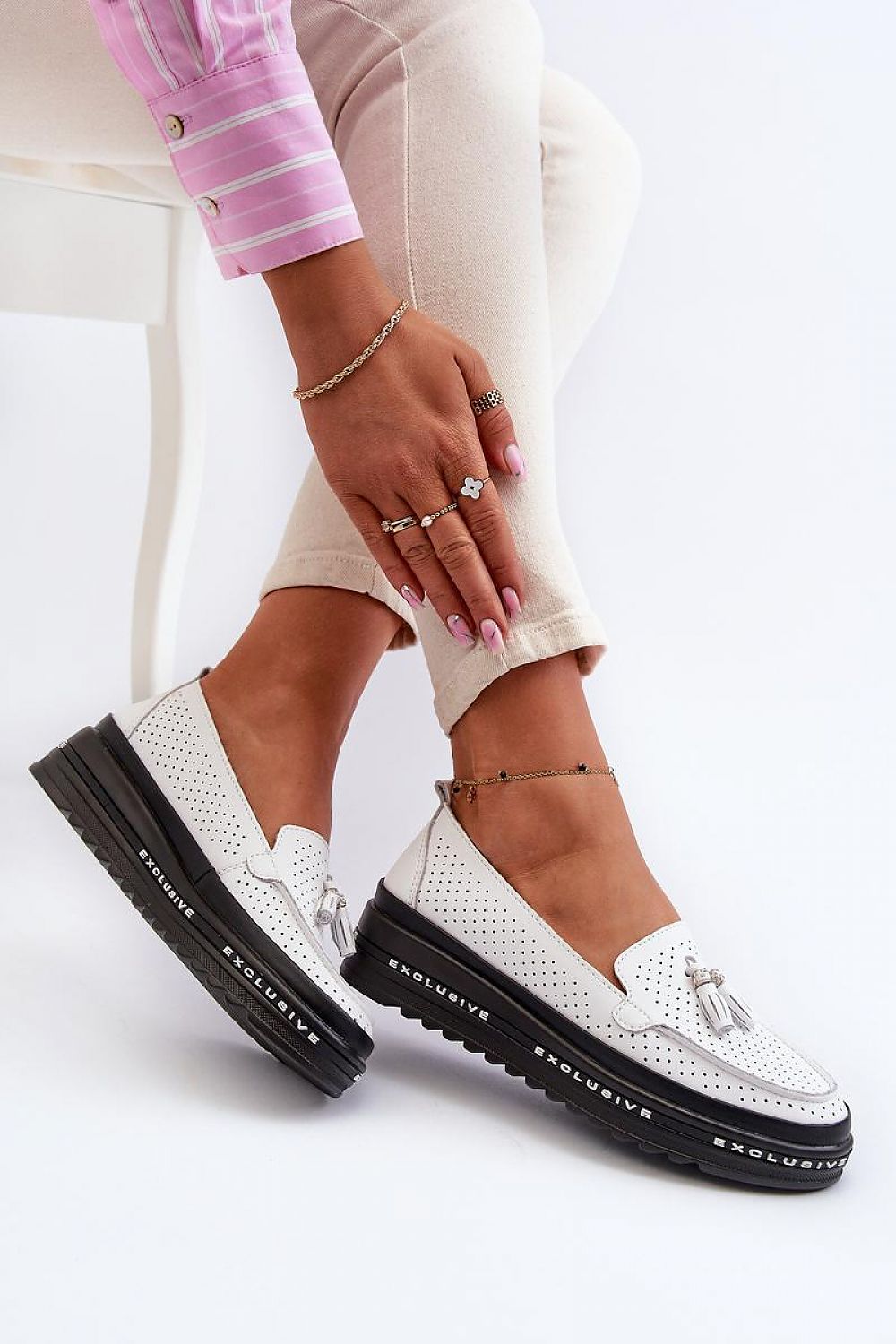 Mocassin Step in Style til dame fra MS StyleHaven, laget av polyester, farge beige, størrelse 39, med long ermer, perfekt til casual; dress