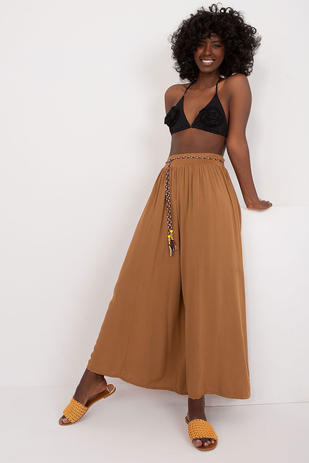 Damebukser Och Bella til dame fra MS StyleHaven, laget av Viskose, farge Brun, størrelse M, med strapless ermer