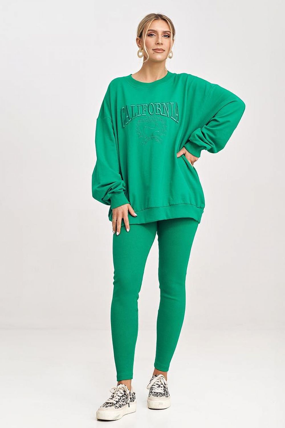 Oppdag vårt utvalg av stilfulle  Sett Fig. til dame i ulike størrelser og kvalitetsmaterialer – perfekte til jobb, fritid og alle dager. Rask levering og gode priser hos MS Stylehaven. se mer!