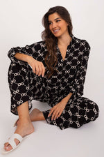 Lakerta Casual skjorte og bukser i bomull til dame fra MS StyleHaven, laget av Bomull, farge beige 2, størrelse S/M, med short ermer, perfekt til casual; dress