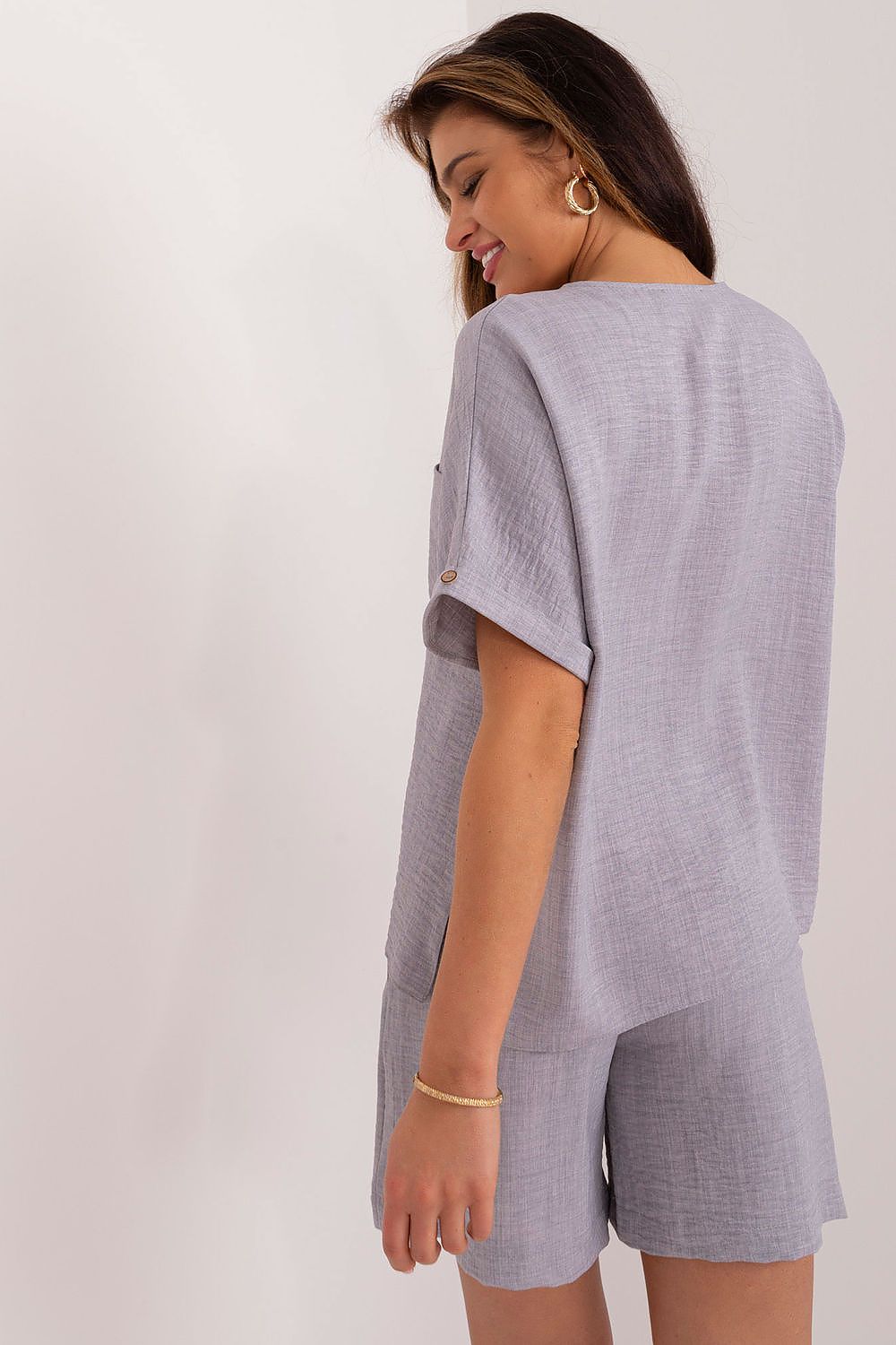 Lakerta todelt sett med skjorte og shorts til dame fra MS StyleHaven, laget av Bomull; polyester, farge beige, størrelse S/M, med long ermer, perfekt til casual; dress