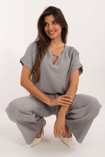 Oppdag vårt utvalg av stilfulle  Sett Italia Moda til dame i ulike størrelser og kvalitetsmaterialer – perfekte til jobb, fritid og alle dager. Rask levering og gode priser hos MS Stylehaven. se mer!