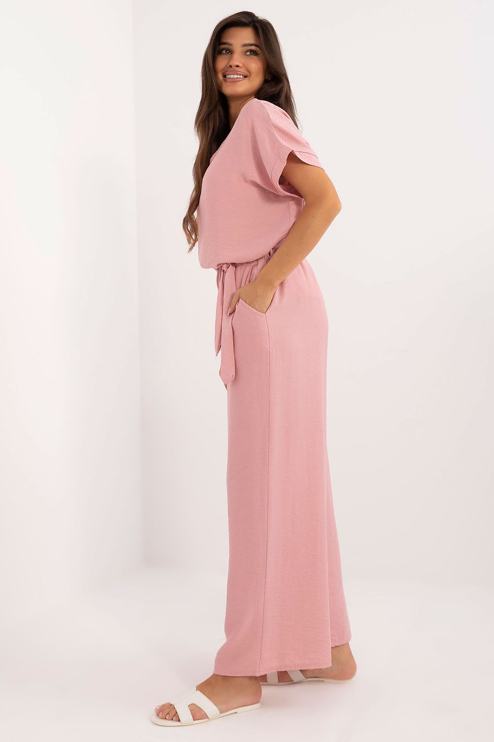 Oppdag vårt utvalg av stilfulle  Sett Italia Moda til dame i ulike størrelser og kvalitetsmaterialer – perfekte til jobb, fritid og alle dager. Rask levering og gode priser hos MS Stylehaven. se mer!