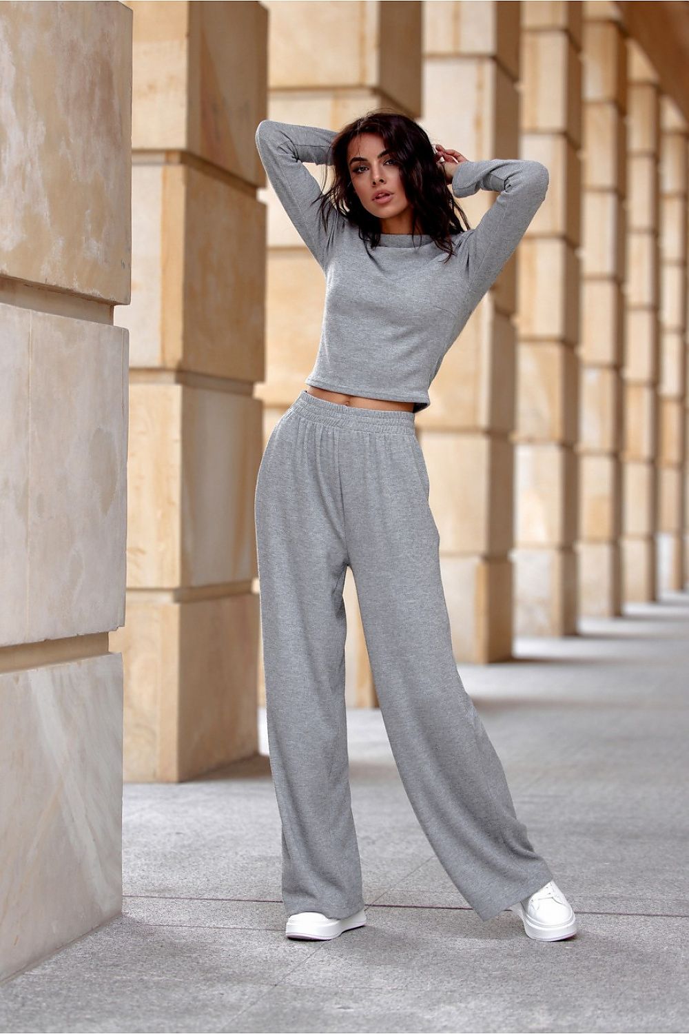 Harper-bluse fra Roco Fashion fra MS StyleHaven, størrelse 38, med long, bukselengde long, kjolelengde midi, kjolestil sheath