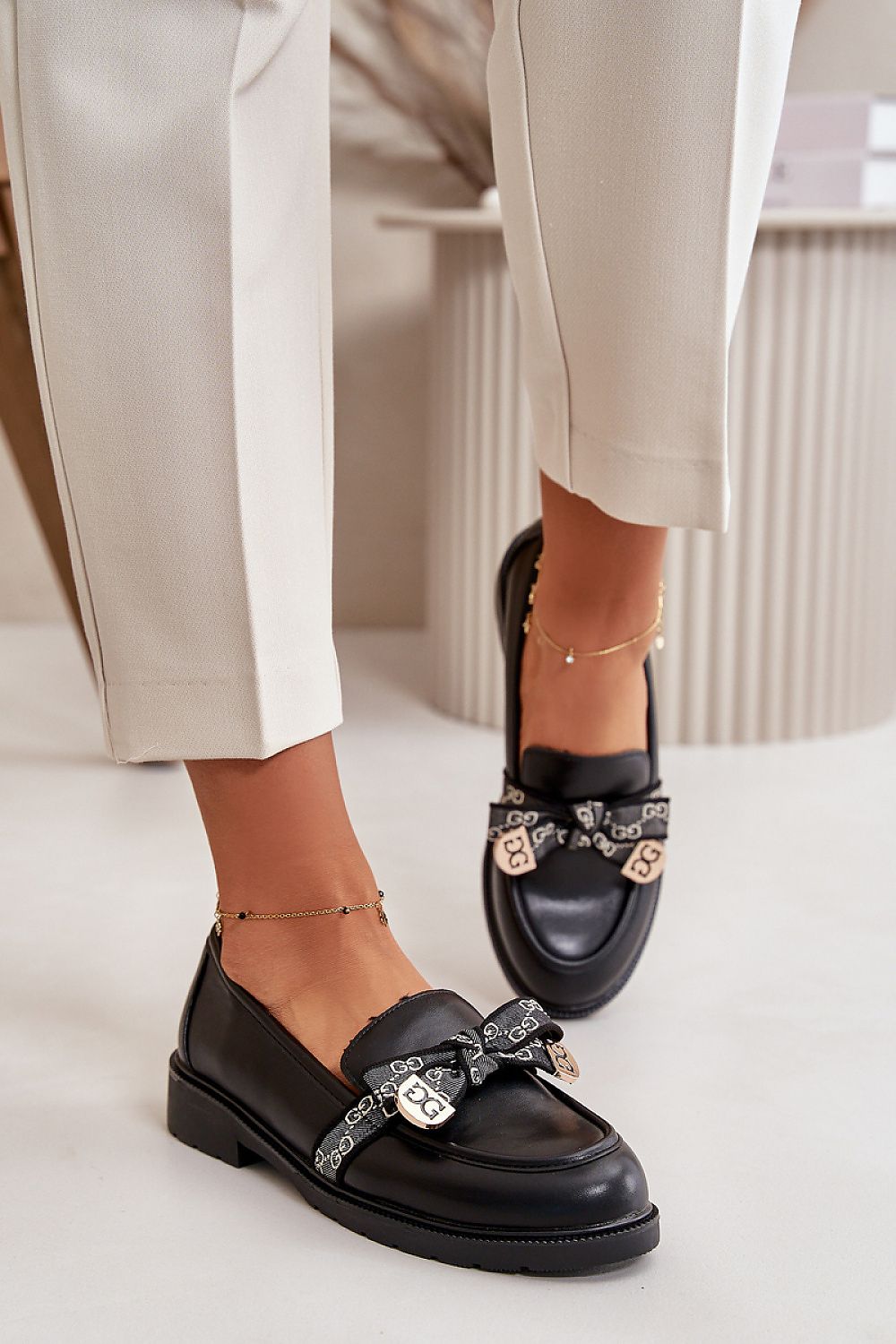Mocassin Step in Style til dame fra MS StyleHaven, laget av polyester, farge Svart, størrelse 39, med 45720 ermer, perfekt til casual