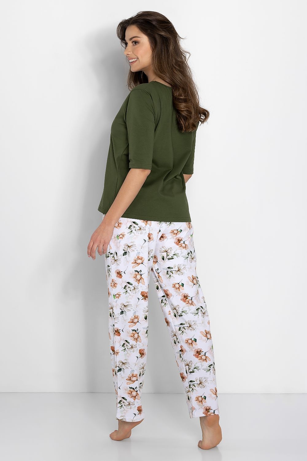 Pyjamas Momenti Per Me til dame fra MS StyleHaven, laget av Bomull; Elastan-1, farge Grønn, størrelse M, med long ermer, perfekt til casual; dress