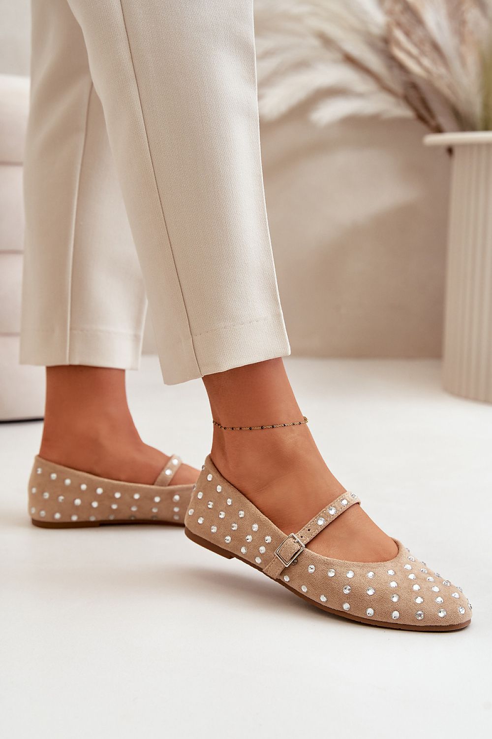ballerina-sko Step in style til dame fra MS StyleHaven, laget av Bomull; polyester, med detaljer i faux-leather, farge beige, størrelse 36, med 45720 ermer, hælhøyde flat; low, skostørrelse 36; 37; 38; 39; 40; 41, perfekt til casual; dress