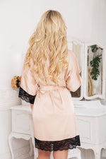 Sumi badekåpe fra Kalimo til dame fra MS StyleHaven, laget av Sateng; Elastan; polyester, farge Rød, størrelse L, med short; cap; sleeveless ermer, perfekt til casual; dress