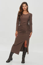 Oppdag vårt utvalg av stilfulle Svart Dagkjole Makadamia til dame i ulike størrelser og kvalitetsmaterialer – perfekte til jobb, fritid og alle dager. Rask levering og gode priser hos MS Stylehaven. se mer!