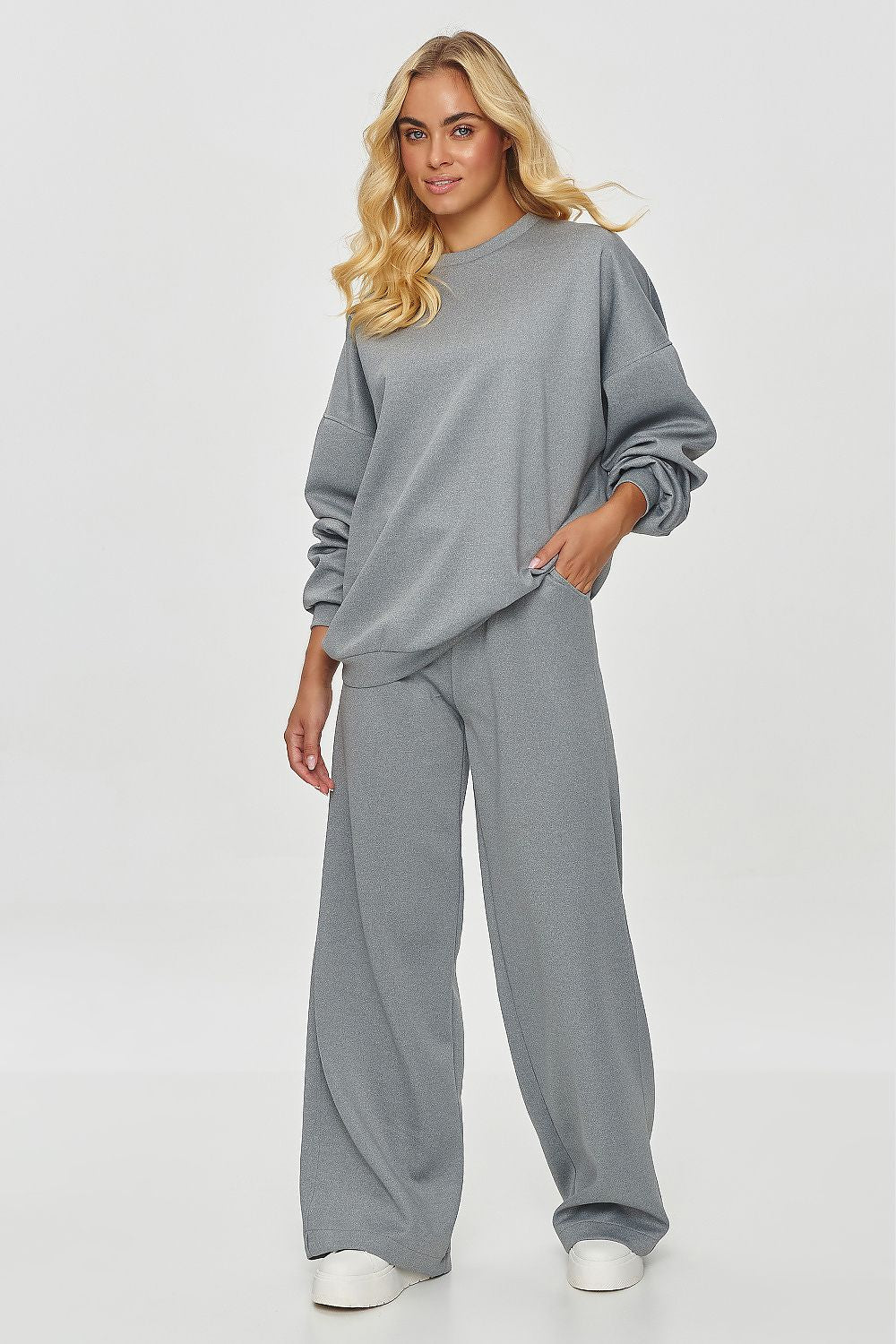 Sett Makadamia til dame fra MS StyleHaven, laget av polyester, farge Grå, størrelse 34, med long ermer, perfekt til casual; dress