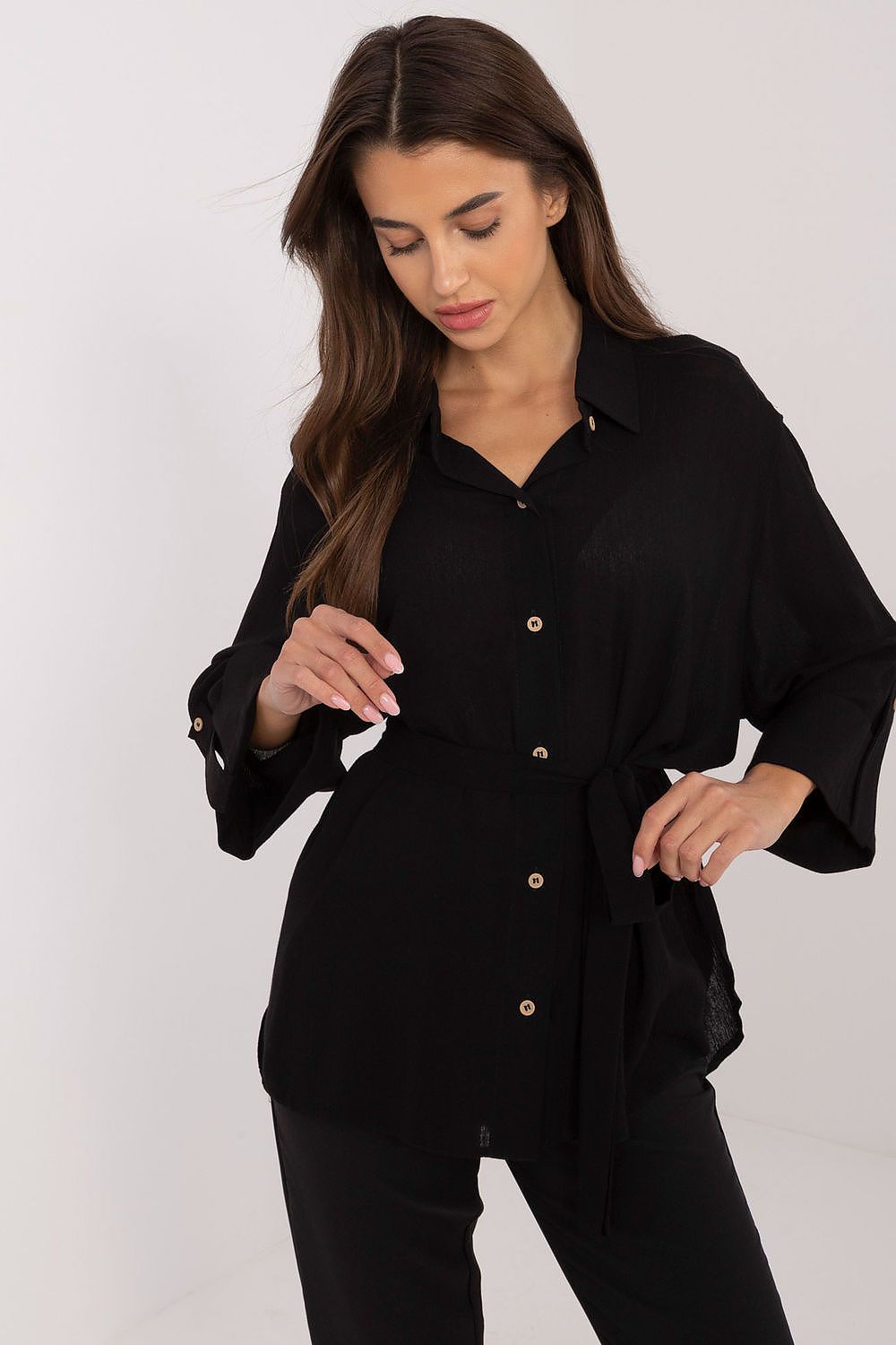 Lakerta Casual midjeskjorte til dame fra MS StyleHaven, laget av Bomull; Viskose, farge Svart, størrelse S/M, med long ermer, perfekt til casual; dress