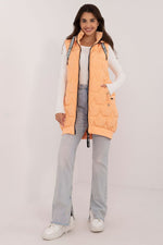 Vattert vest til dame fra MS StyleHaven, størrelse M, med long, bukselengde long, kjolelengde maxi, kjolestil gown; sheath