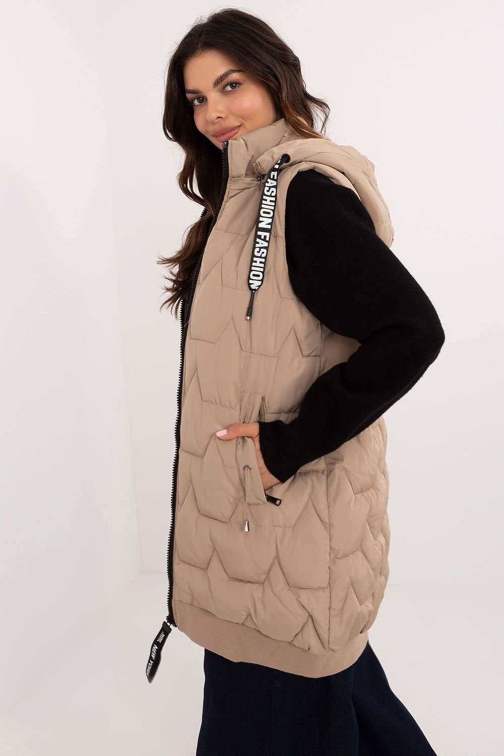 Vattert vest til dame fra MS StyleHaven, størrelse XXL, med long, bukselengde long, kjolelengde maxi, kjolestil gown; sheath