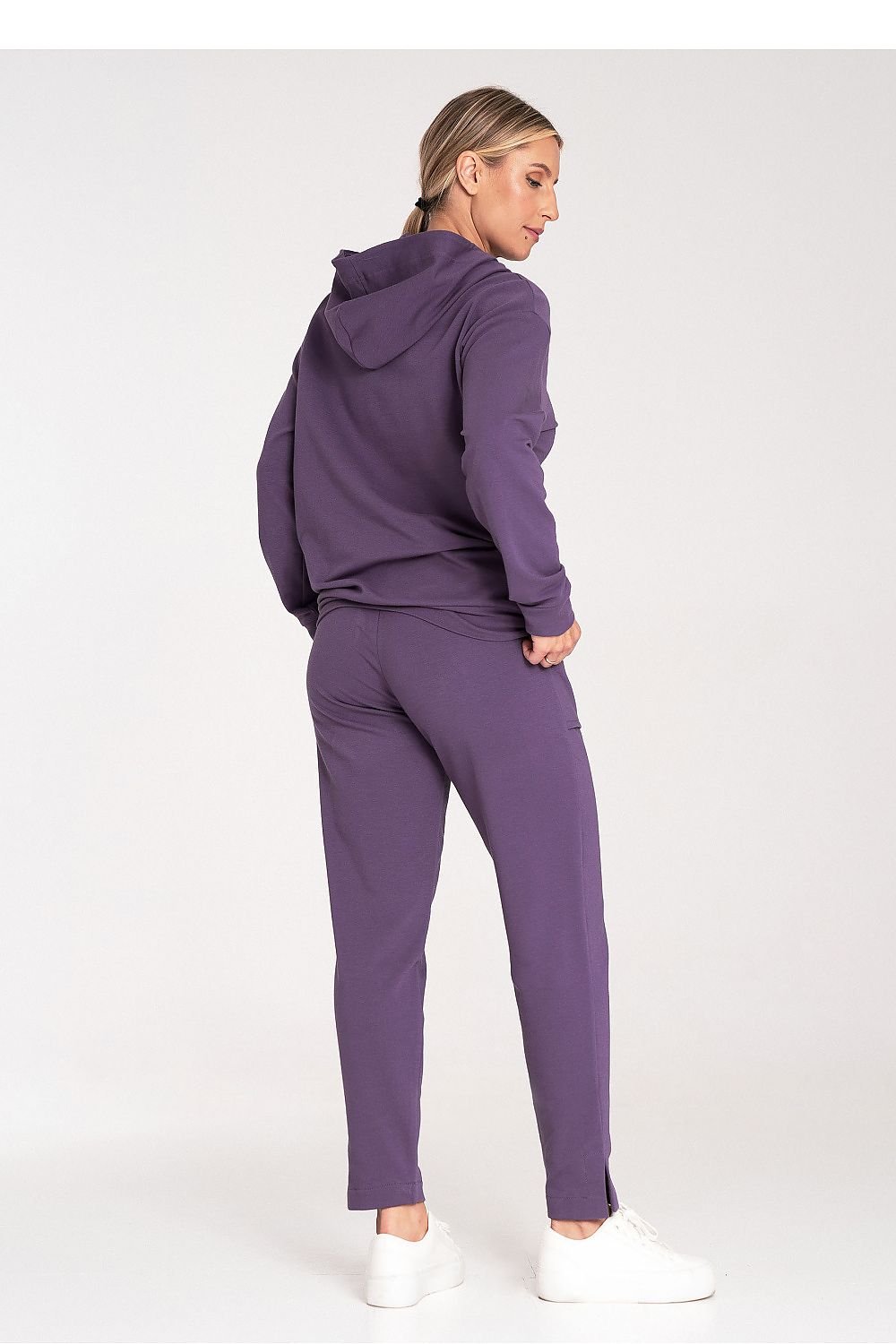 Sporty Chic-bukser - Figl til dame fra MS StyleHaven, laget av Bomull; Elastan, farge Fiolett, størrelse L, med 45720 ermer, perfekt til casual; dress