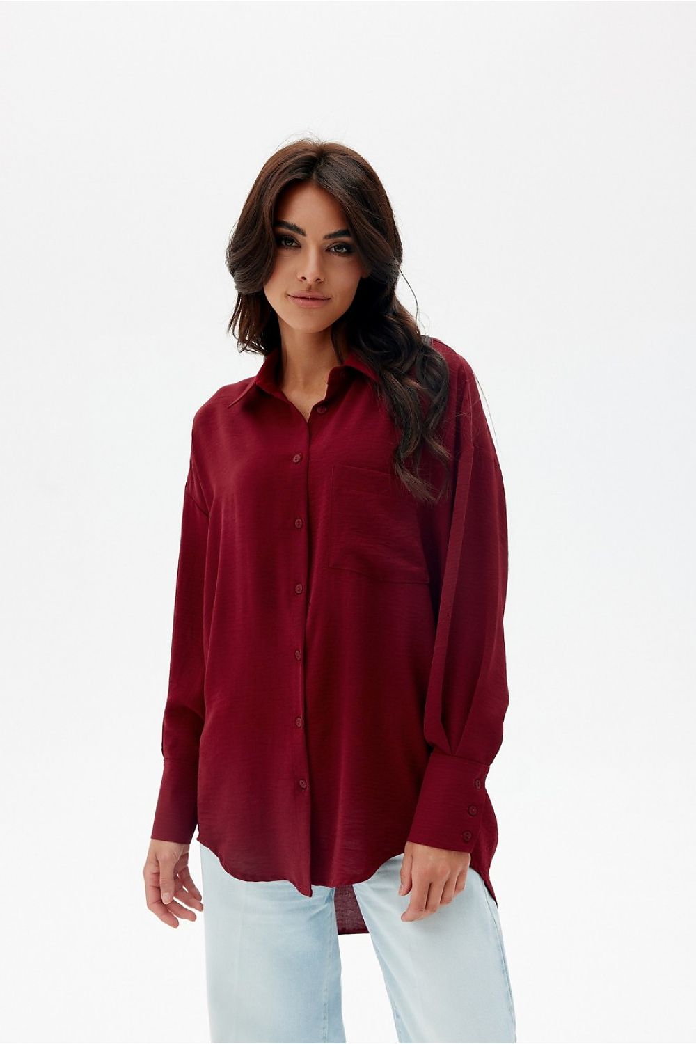 Urban Flow – asymmetrisk oversized skjorte fra Roco Fashion fra MS StyleHaven, størrelse L/XL, med long, bukselengde long, kjolelengde maxi, kjolestil sheath