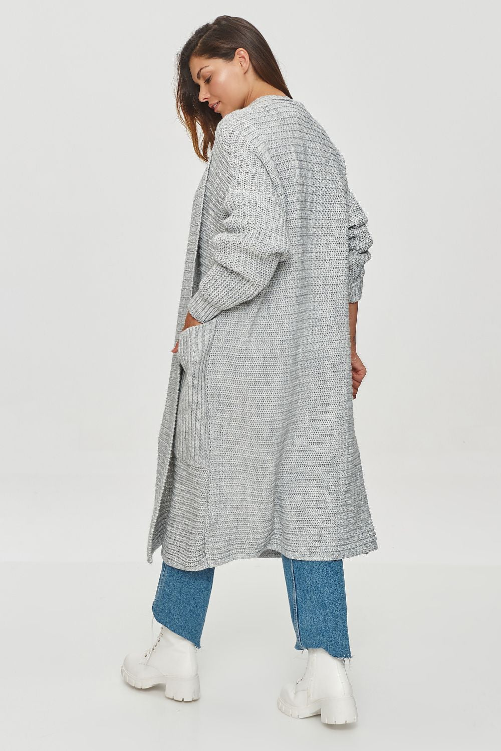 Oppdag vårt utvalg av stilfulle Brun Cardigan Makadamia til dame i ulike størrelser og kvalitetsmaterialer - perfekte til jobb, fritid og alle dager. Rask levering og gode priser hos MS Stylehaven. se mer!