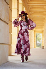 Ariela – flytende maxikjole i chiffon fra Roco Fashion fra MS StyleHaven, størrelse 42, med long, bukselengde long, kjolelengde maxi, kjolestil sheath