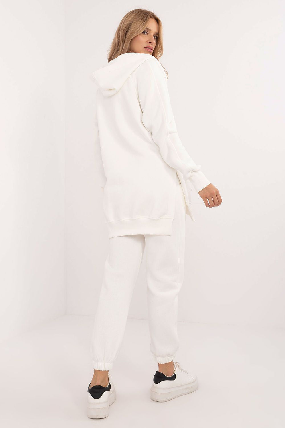 Oppdag vårt utvalg av stilfulle Beige 4 Angi fabrikkpris til dame i ulike størrelser og kvalitetsmaterialer - perfekte til jobb, fritid og alle dager. Rask levering og gode priser hos MS Stylehaven. se mer!