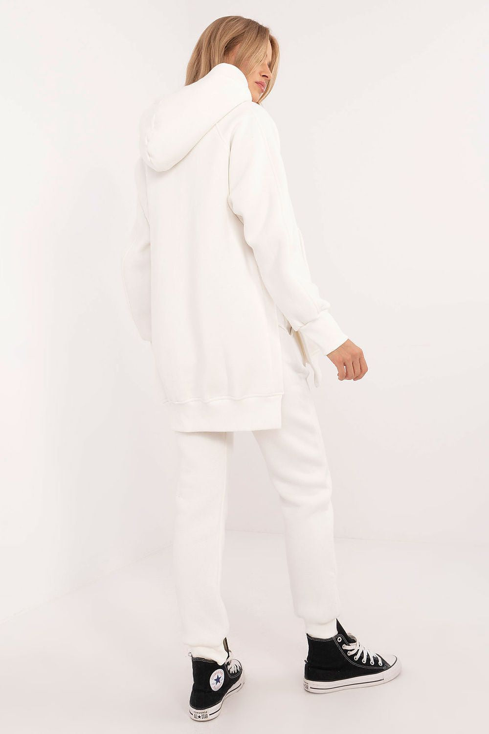 Oppdag vårt utvalg av stilfulle  Angi fabrikkpris til dame i ulike størrelser og kvalitetsmaterialer – perfekte til jobb, fritid og alle dager. Rask levering og gode priser hos MS Stylehaven. se mer!