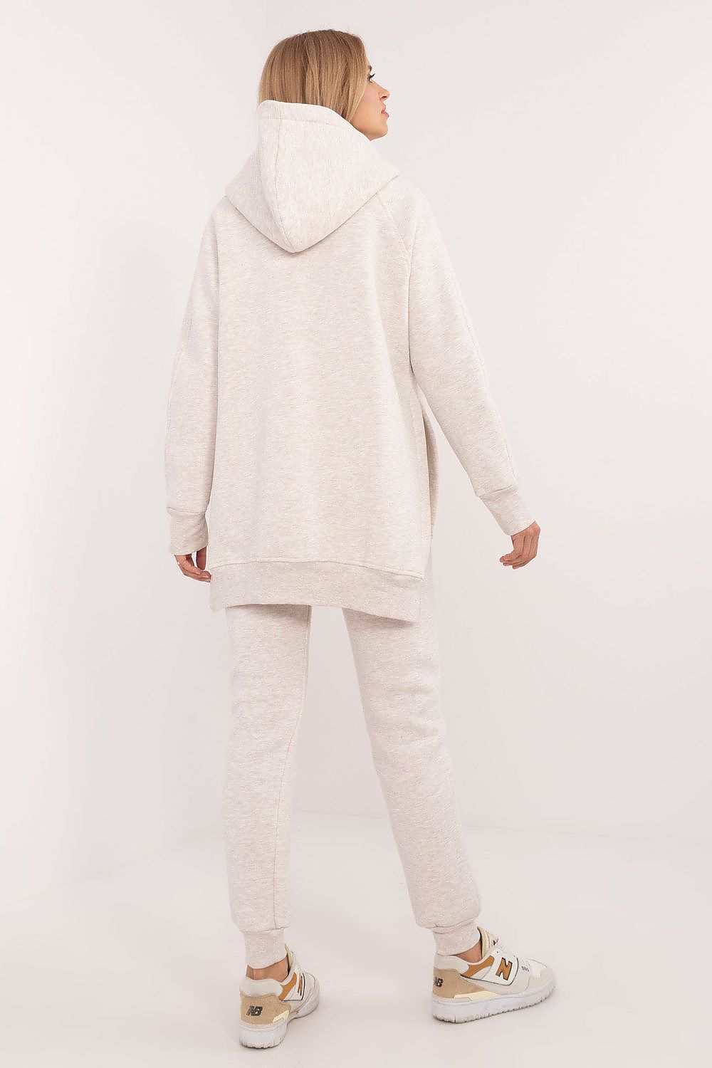 Oppdag vårt utvalg av stilfulle  Angi fabrikkpris til dame i ulike størrelser og kvalitetsmaterialer – perfekte til jobb, fritid og alle dager. Rask levering og gode priser hos MS Stylehaven. se mer!