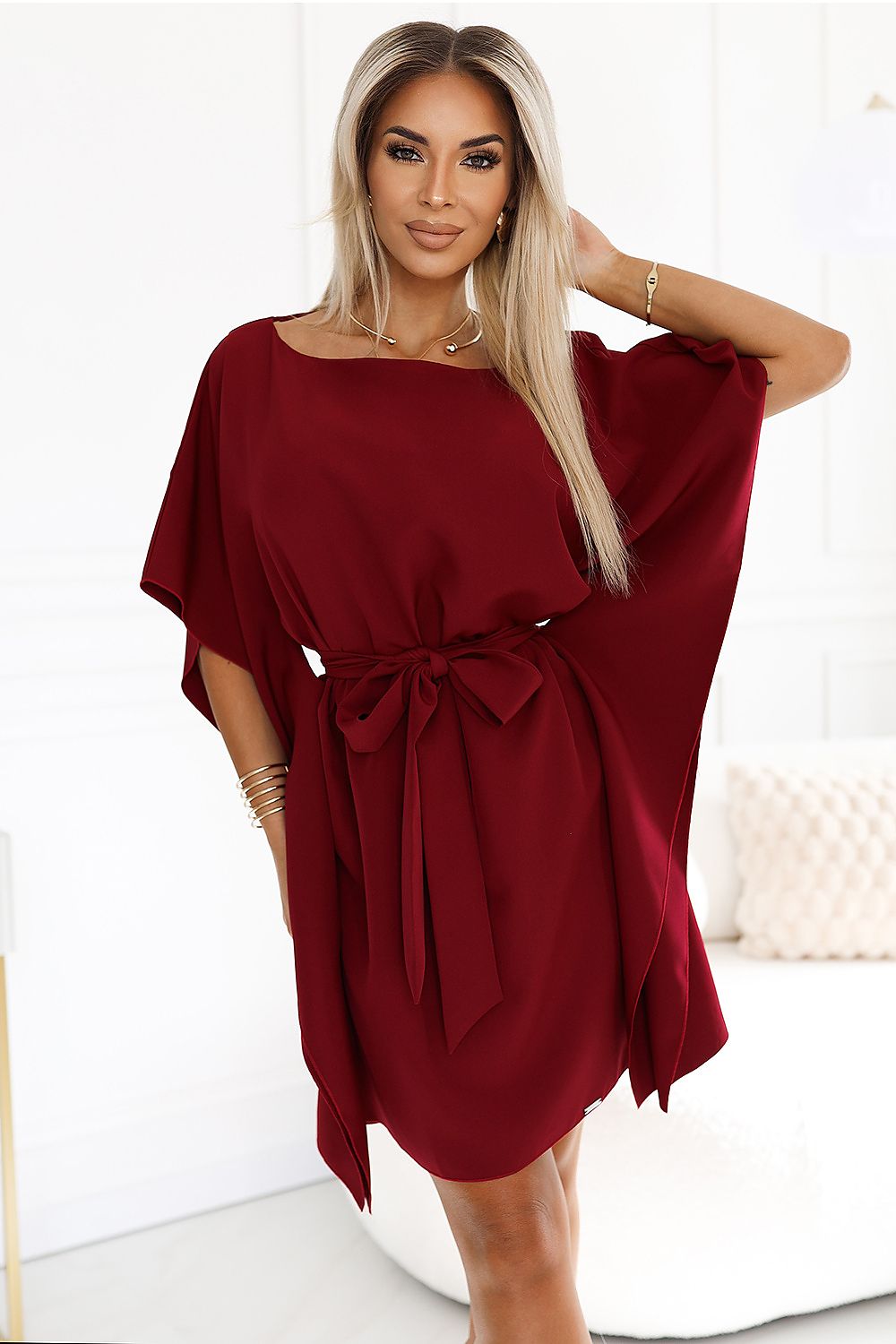Sofia Day kjole til dame fra MS StyleHaven, laget av polyester, farge Rød 3, størrelse 2XL/3XL, med short ermer, perfekt til casual; dress