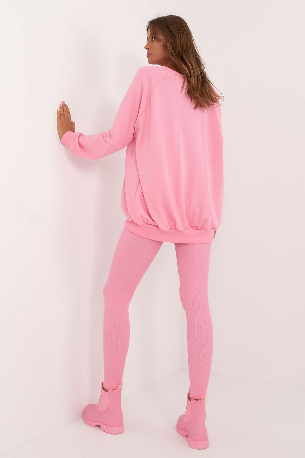 Oppdag vårt utvalg av stilfulle  Angi fabrikkpris til dame i ulike størrelser og kvalitetsmaterialer – perfekte til jobb, fritid og alle dager. Rask levering og gode priser hos MS Stylehaven. se mer!