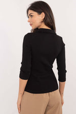 Oppdag vårt utvalg av stilfulle Blå Bluse - Relevance til dame i ulike størrelser og kvalitetsmaterialer - perfekte til jobb, fritid og alle dager. Rask levering og gode priser hos MS Stylehaven. se mer!