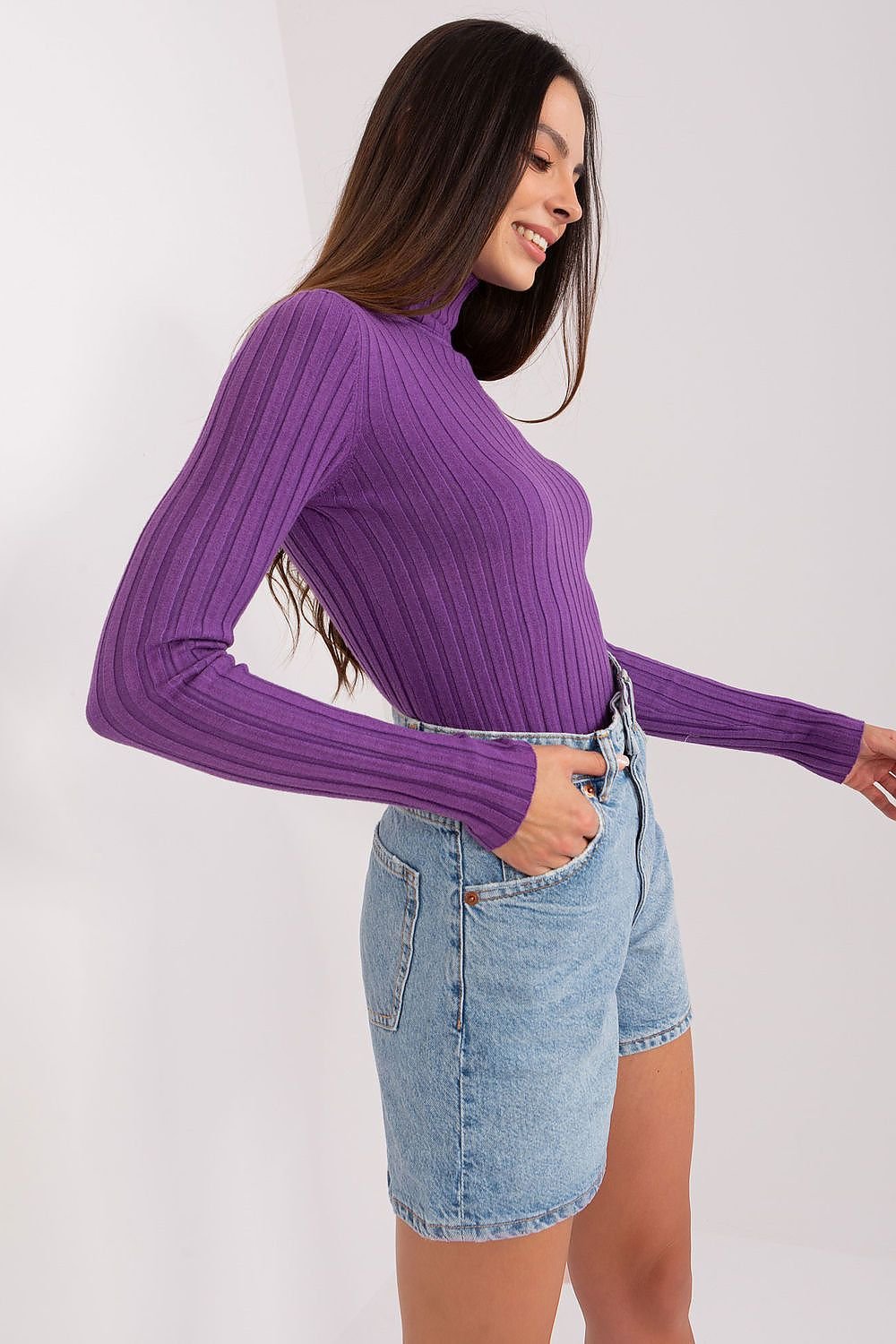 Turtleneck genser til dame fra MS StyleHaven, størrelse M/L, med long, bukselengde long, kjolelengde short; knee; mini; midi, kjolestil sweater; other