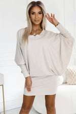 Batwing kjole til dame fra MS StyleHaven, laget av polyester, farge beige, størrelse 2XL/3XL, med long ermer, perfekt til casual; dress