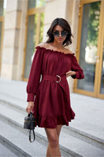 Lett trapesekjole med spansk utringning og volangkant - Roco Fashion fra MS StyleHaven, størrelse L/XL, med long, bukselengde long, kjolelengde midi; knee, kjolestil a-line
