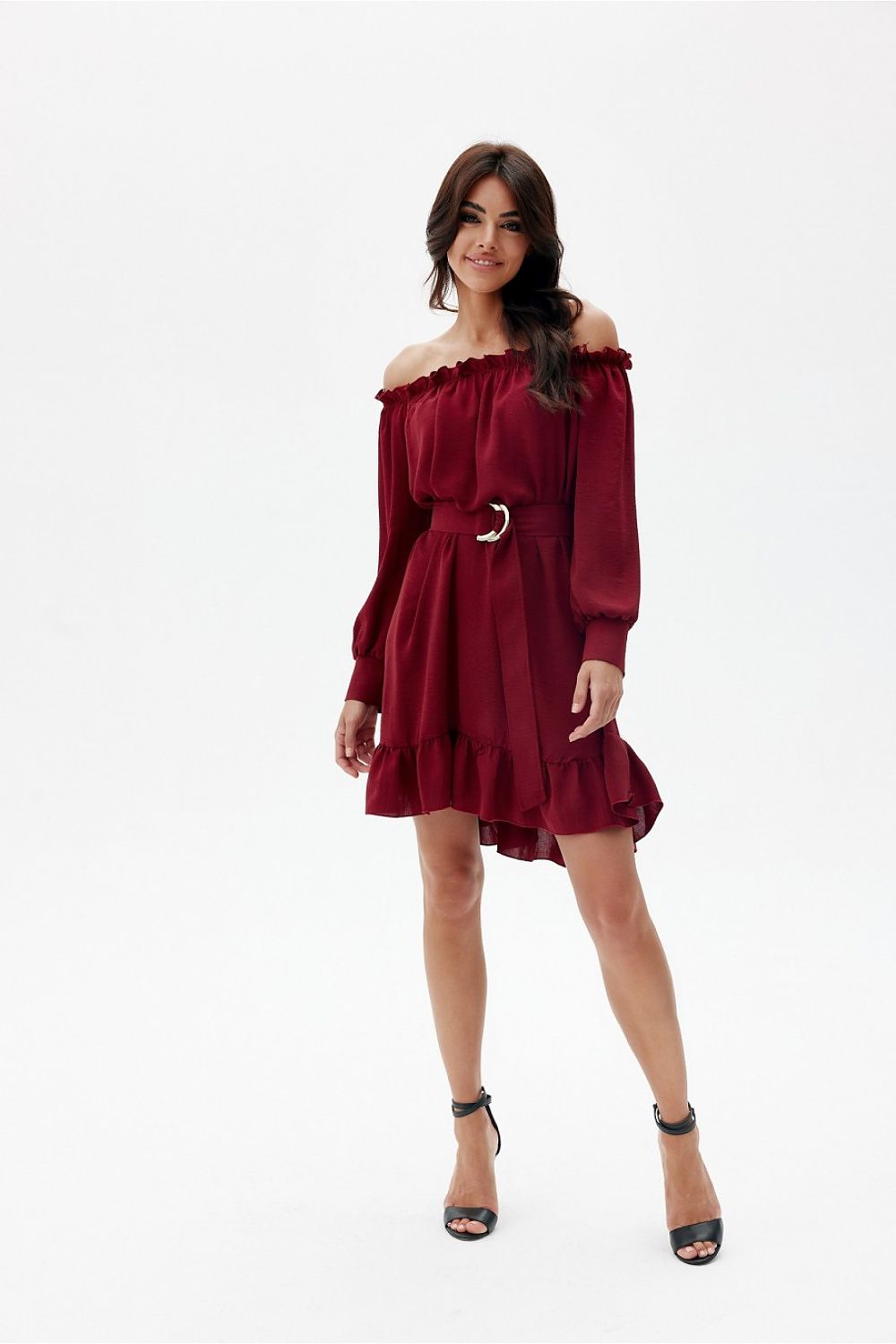 Lett trapesekjole med spansk utringning og volangkant - Roco Fashion fra MS StyleHaven, størrelse L/XL, med long, bukselengde long, kjolelengde midi; knee, kjolestil a-line
