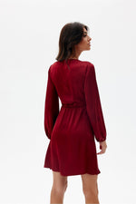 Catlin – sateng Minikjole av Roco Fashion fra MS StyleHaven, størrelse 36, med long, bukselengde long, kjolelengde mini, kjolestil wrap; a-line