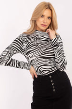 Wild Charm Bluse – Stilig bluse med dyreprint til dame fra MS StyleHaven, størrelse S, med long, bukselengde long, kjolelengde maxi, kjolestil gown; sheath